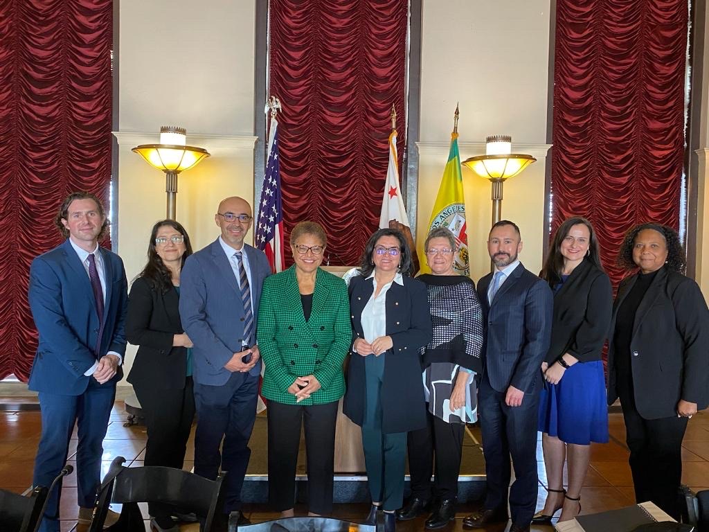 CA reinforces partnership with LA to end #homelessness.

Sec <a href="/LCastroRamirez/">Lourdes Castro Ramírez</a>, <a href="/California_HCD/">California HCD</a> Dir <a href="/GVelasquez72/">Gustavo Velasquez</a> &amp; <a href="/CalHFA/">CalHFA</a> ED Johnson Hall met with <a href="/MayorOfLA/">Mayor Karen Bass</a> to discuss efforts to leverage funds to ensure that all Angelenos have a safe and stable place to call home.
#HousingisKey