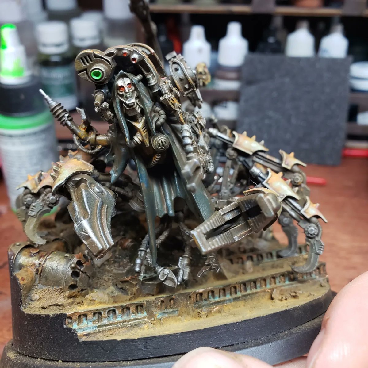 blamminator's tweet photo. Calling this guy done!
#paintbrush #miniatureblacksmiths #miniature #miniaturepainting #painting #minipainting #art #hobby #paint #miniatureart #painttinythings #tabletopfigures #ilovetopaint #warhammer30k #forgeworld https://t.co/UDOtJdNFL2