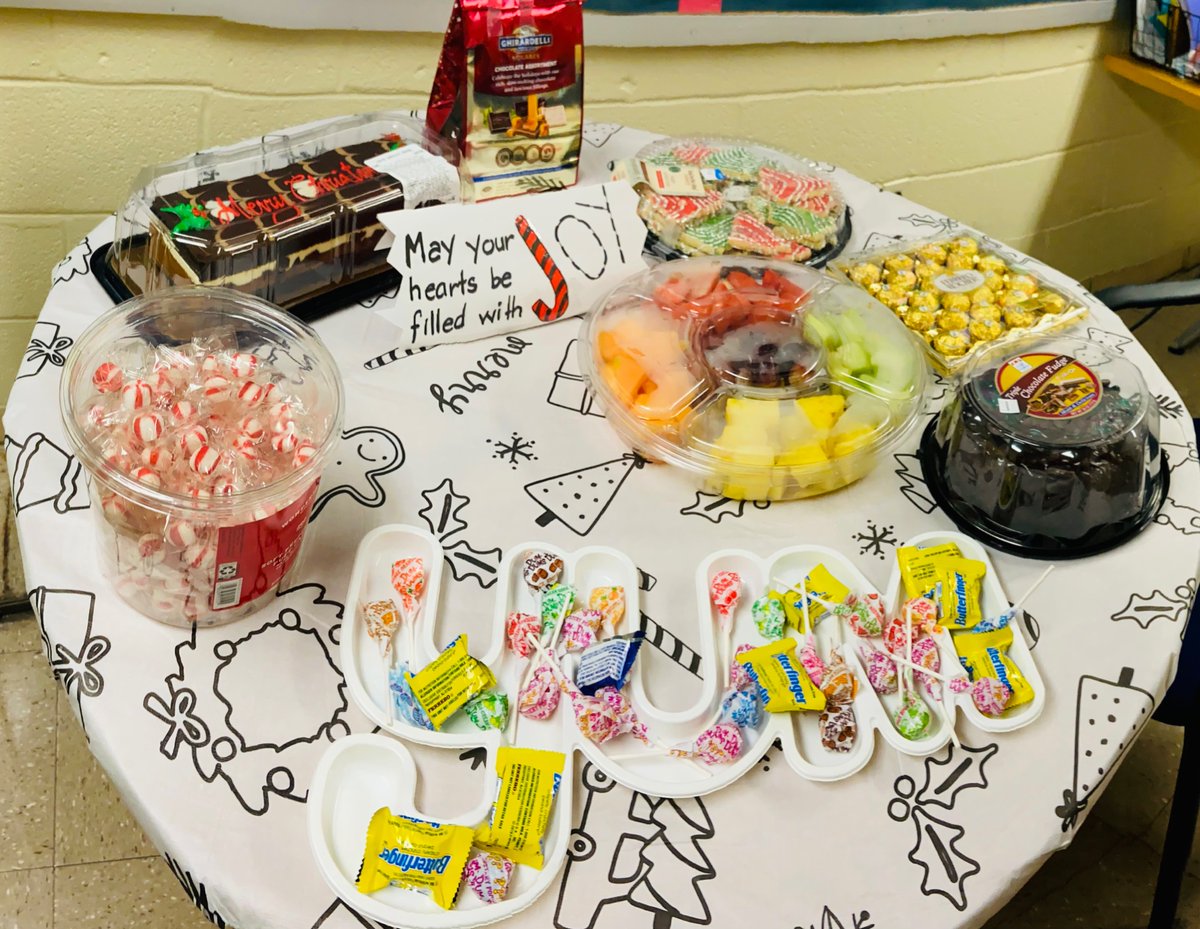 ecin4e's tweet photo. Had so much fun @oxonhillmiddle during the Winter “Wander”Treat Express https://t.co/CMN0Ne8THr