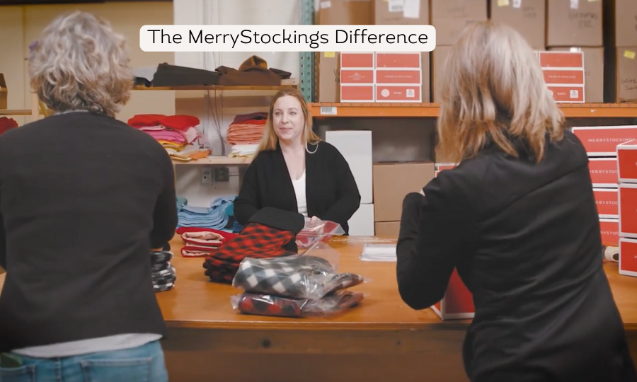 MerryStockings's tweet photo. It's our people! That's the MerryStockings difference. Our MerryElves are available to answer your questions (yes, a person) and they carefully "wrap" each package to ship it to your destination. https://t.co/jctzhXytcc Merry Christmas! #merrystockings https://t.co/7pEg57yynK