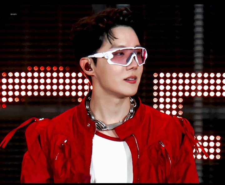 jojodohobi's tweet photo. MEU HOMEM MAIS CONHECIDO COMO JUNG HOSEOK VULGO RAFAEL 😌🔥👑🛐🫶 https://t.co/g7BRPGVJbk