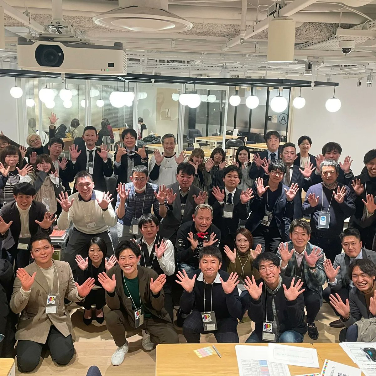 yamazoe_t's tweet photo. 昨夜はMakuake HUB in大阪を開催してきました🎵東海発の大阪初開催✌️めちゃくちゃ熱々の本気のディスカッションの場となりました😂🎵
山角さん、唐金さん、木村さん、上田さん、武田さんありがとうございました✨
関西も今後より盛り上がって行きましょう🎵
#makuakehub #Makuake #MOLATURA #bestpot https://t.co/vHNQaWs8iI