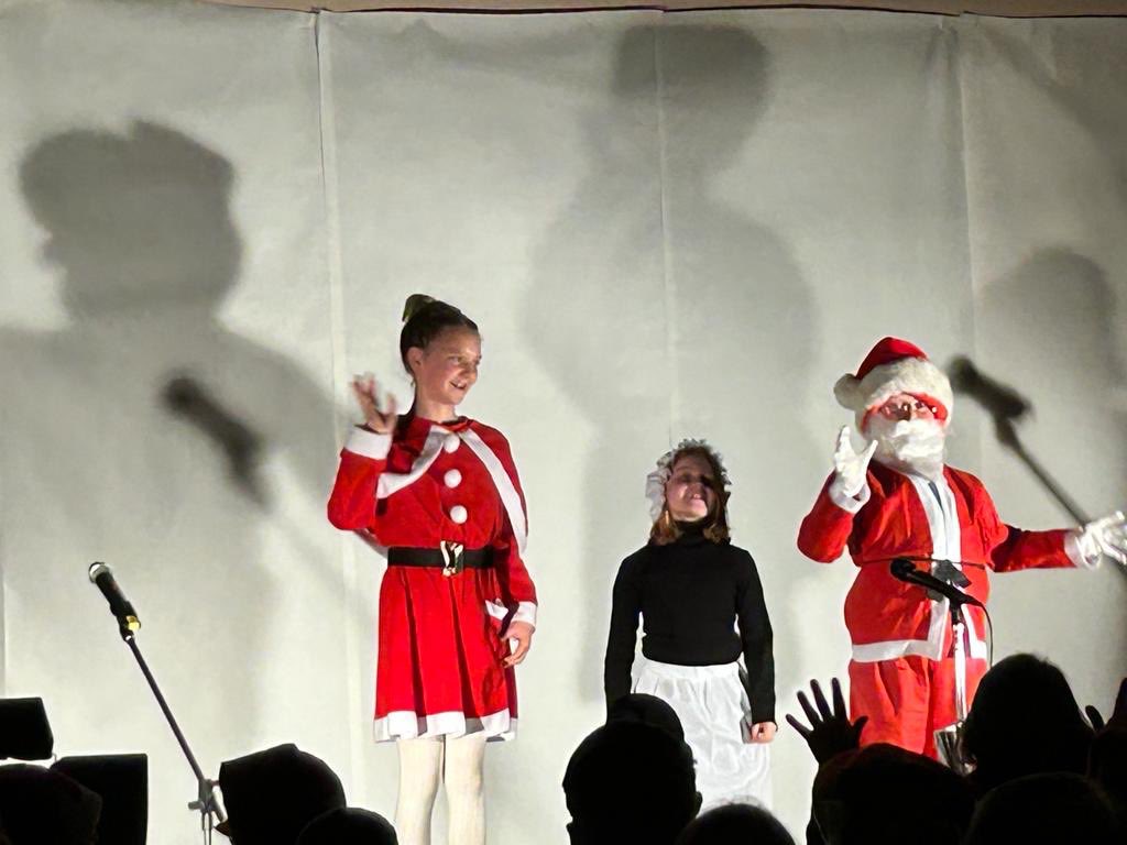 Logan Primary School & ECC (@ecclogan) on Twitter photo What a Christmas extravaganza at Logan with all of P4-7 shining on stage in our panto. Well done all the kids and staff for their hard work , the excellent audiences and thanks to <a href="/RADHotels/">The RAD Group</a> and the Rotary club of Alloway for their support What a Christmas extravaganza at Logan with all of P4-7 shining on stage in our panto. Well done all the kids and staff for their hard work , the excellent audiences and thanks to <a href="/RADHotels/">The RAD Group</a> and the Rotary club of Alloway for their support