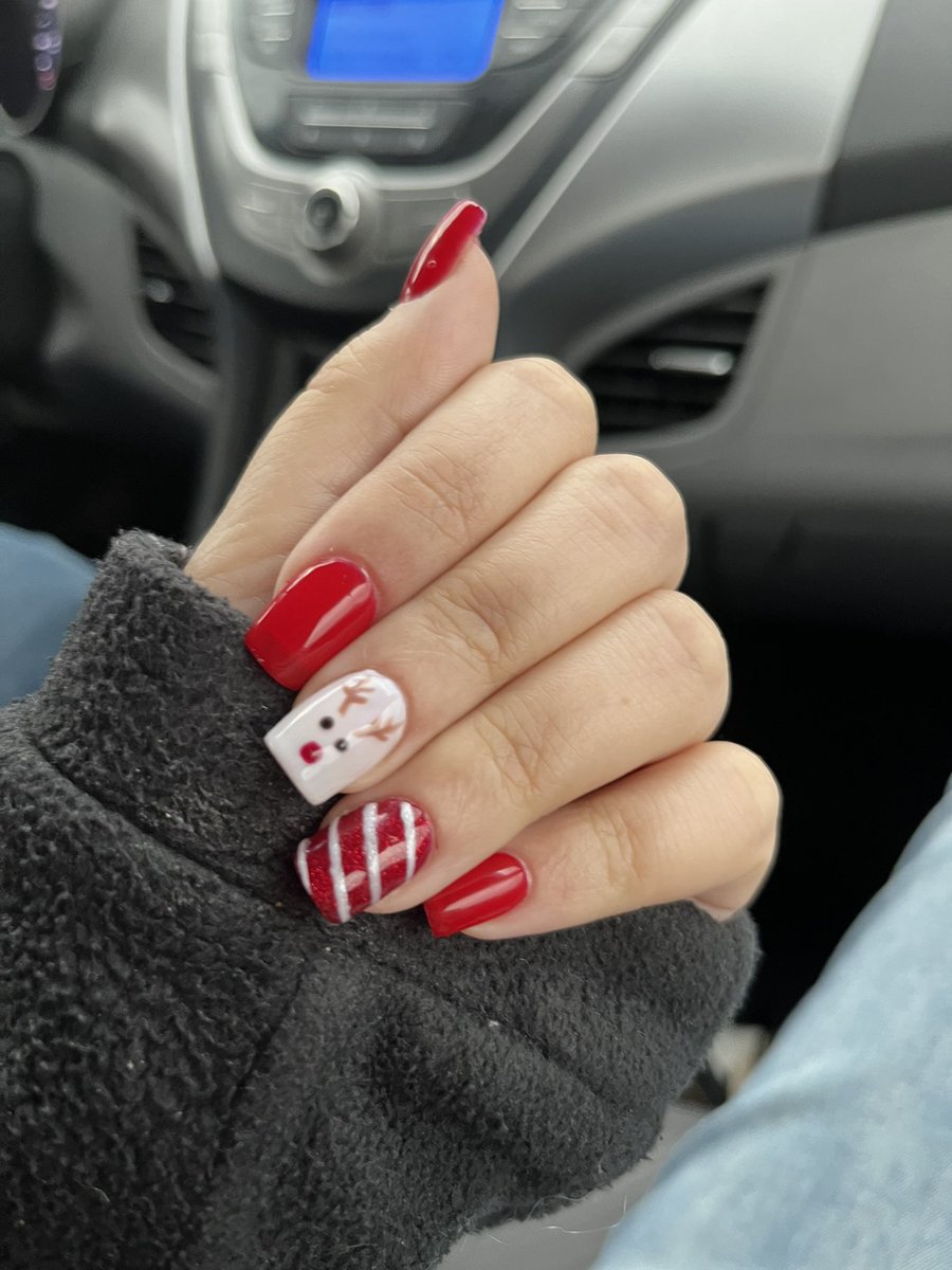 Ya girl got a nice gel set today. Let’s go 🔥 #selfcare #christmasnails #spoiled #girlthings