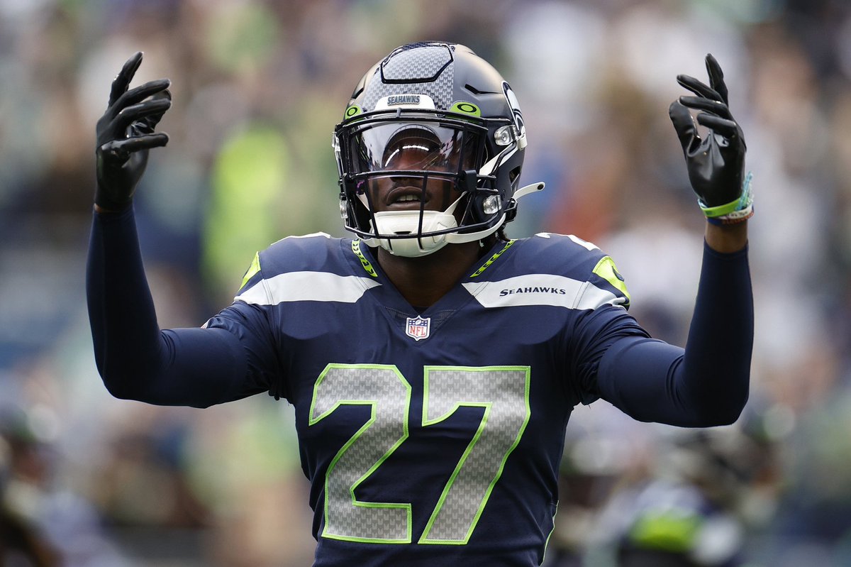 alexmayer34's tweet photo. Julio Rodríguez &amp; Tariq Woolen are the first @Mariners/@Seahawks rookie duo to be named an All-Star/Pro Bowler in the same year since Alvin Davis &amp; Fredd Young in 1984. https://t.co/rsmnHqHRmU