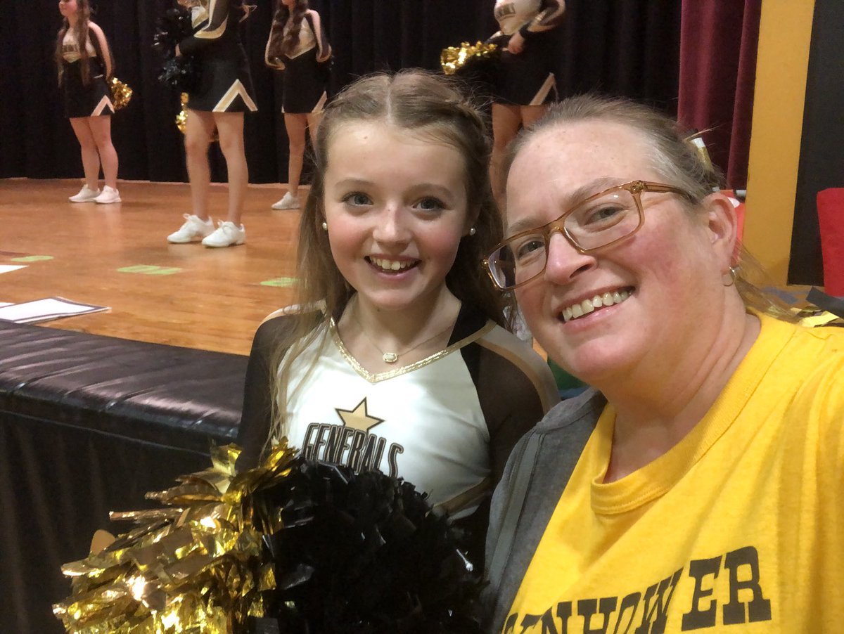 KluttsieDDES's tweet photo. I may not have been the best student but I had a GREAT teacher! Thanks, Skylar! #ddechallengeaccepted ⁦@DDEGambino⁩ ⁦@DDE_AGiarratano⁩ https://t.co/lpKQ8alafi