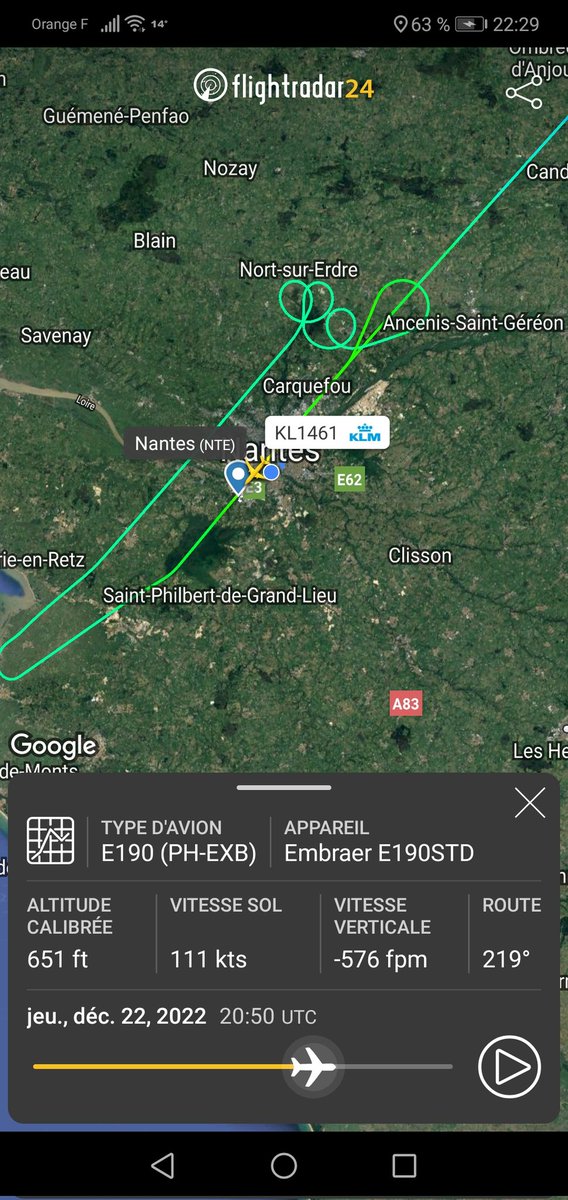 Nine14206650's tweet photo. Nombreuses Remise de Gaz ce soir à #NantesAtlantique ....
Piste 03/21 mal orientée par rapport au vent de travers
Il est urgent d'envisager un transfert de cet aéroport urbain dangereux https://t.co/Zr6NdAqDfV