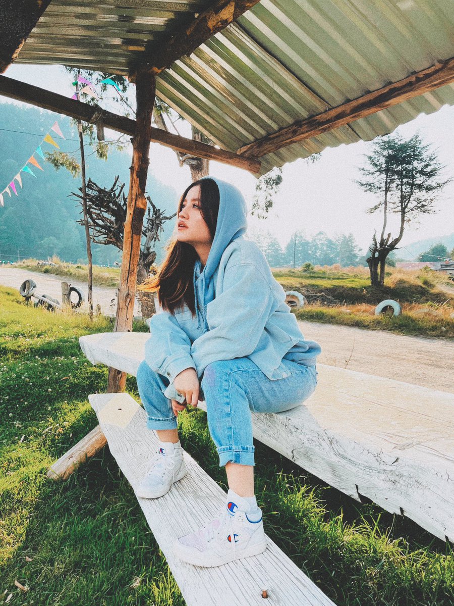 KarolGifts's tweet photo. Todas las fotos juntas 🩵🦋 https://t.co/xZVd9xEJQi