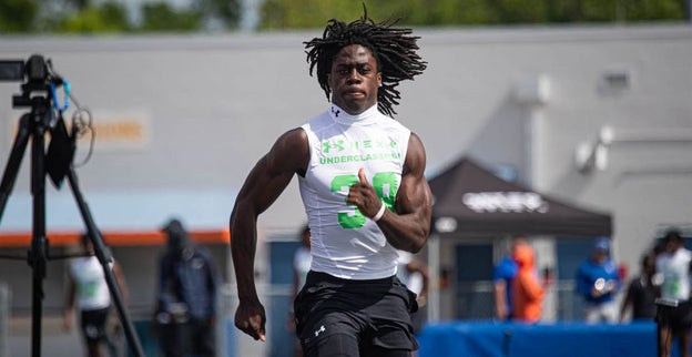 Arkansas signed a big-time running back in Isaiah Augustave. Now listed as a 4-star and the No. 7 RB in the nation, he was far from that ranking when the Razorbacks first targeted him. Here's more #wps #arkansas #razorbacks (FREE): 247sports.com/college/arkans…