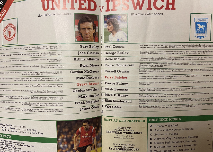 QueSeraSeraMUFC's tweet photo. 22nd December 1984. Manchester United vs. Ipswich Town @gary_bailey1 @bryanrobson https://t.co/Kpnyh88jTS