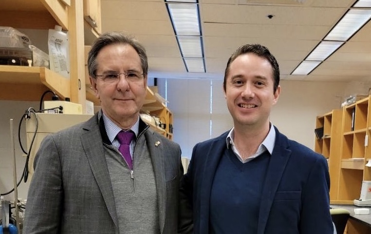 DrRuizEsparza's tweet photo. Recently, I received a visit from Esteban Moctezuma, Ambassador of Mexico to the United States. I was happy to receive him at the Harvard University Institutes of Medicine to discuss our biomedical research, new technologies, and future projects. #Medicine #Innovation #Science https://t.co/U7bGteRA4m