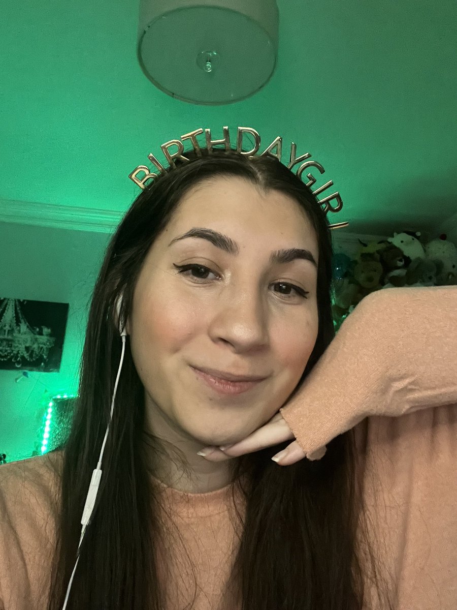 alloecrossing's tweet photo. 🎂I’M LIVE ON TWITCH

ITS TIME FOR MY BIRTHDAY SUBATHON COME CELEBRATE WITH MEEEEEEE!!!! Any support to the stream is especially appreciated today!!!! I also have a HUGE ANNOUNCEMENT TO MAKE!!! https://t.co/fRCM5SiZqr https://t.co/mc6qQRag2q