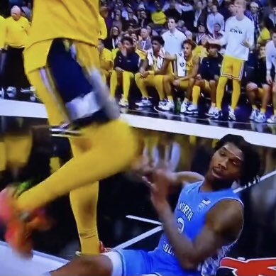 SpartyWRLD's tweet photo. What is going on at the University of Michigan? https://t.co/leP4GKnZu0