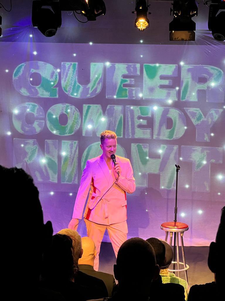 MitchellReeve_'s tweet image. Well tonight was a bloody gorgeous event @7DialsPlayhouse. Thanks @semadivad, @itsleepeart, @SoozUK &amp;amp; @imjamesbarr. A truly hilarious and wonderful evening!