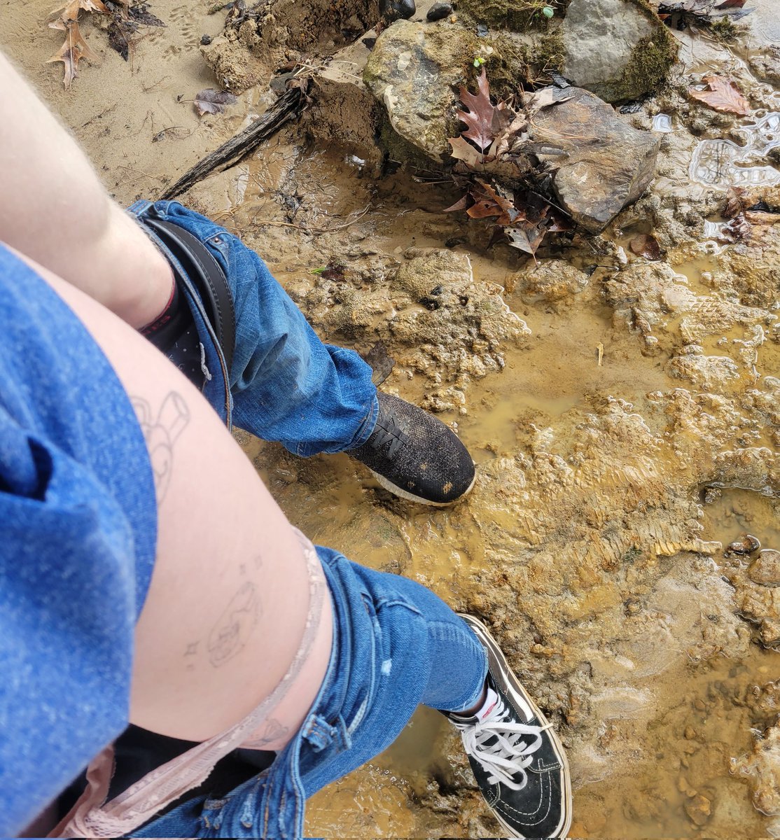NSFWclem555's tweet photo. i can check 'fucking outside' off of my bucket list :)

#sellingcontent #buyingcontent #Voyager #exhibithionist #nsfwtw #nsfwtwtًً #fuckingoutside https://t.co/IwdjiLOLJJ