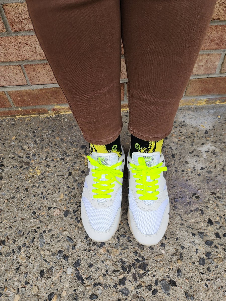 👟: Nike Air Max 1 Ironstone 
🧦: @stance Grinch collection 
#airmax  #airmax1 #ironstone  #everythingairmax #airmaxeveryday  #nike #nikerunning #checksoverstripes #SNKRSKICKCHECK #snkrsliveheatingup #stance #grinch