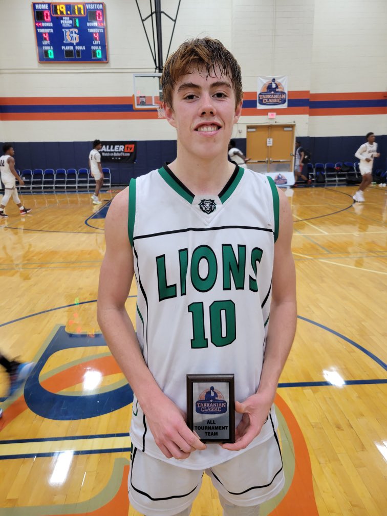 TarkClassic's tweet image. Team Athletics Champions: Mother Theresa Catholic (Canada) 🏆wins 59-54 vs Payson (UT )

MVP #14 Benni Kazadi 2023 6&apos;7 (game high 30pts)

All Tourney 

MTC
#0 Maliachi Mcdvitt 2023 6&apos;1

Payson
#10 Isaac Wolfe 2023 6&apos;1 (25pts)