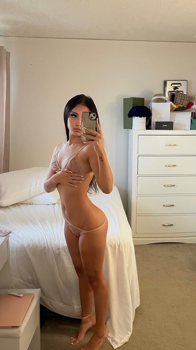 Itty Bitty🥇 on X: t.coo9EIQXEBGS  X