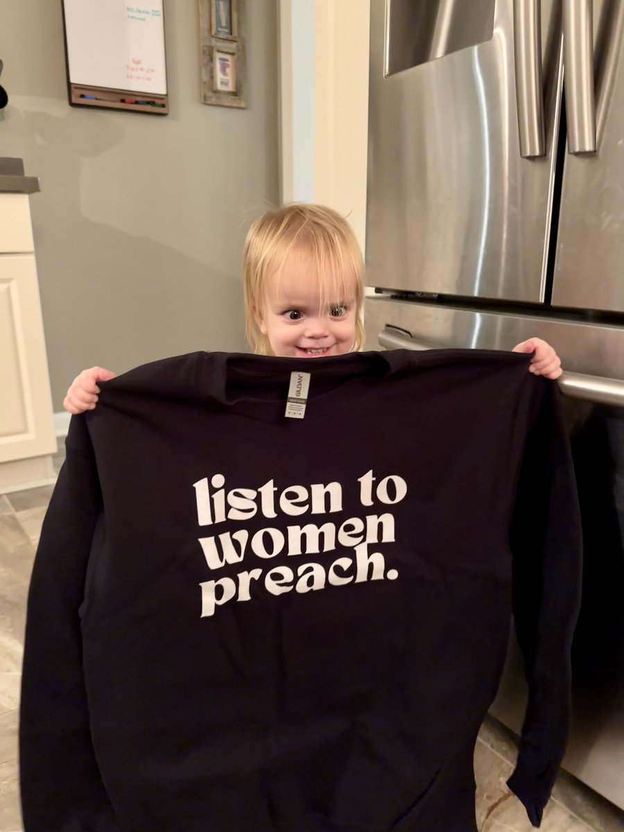 New Christmas present for myself arrived today! Phoebe loves it! Thanks <a href="/thehappygivers/">The Happy Givers</a>