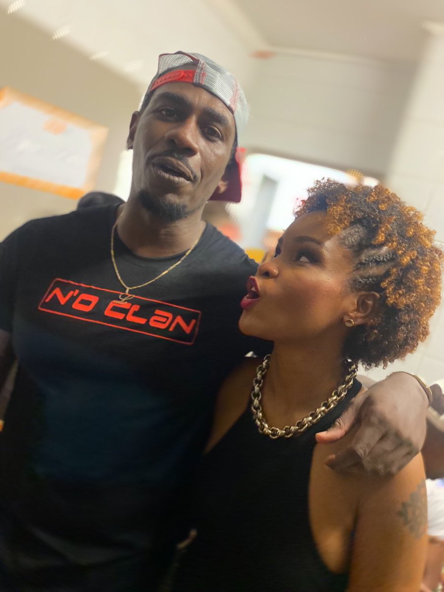 Freemyflo's tweet photo. Yavait du beau monde au concert du N’O Clan ce dimanche dernier cc @Krys_StepOut @tanyastval #drexi https://t.co/nKswaOOH1D