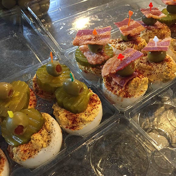 JOEMACLEOD666's tweet image. BY REQUEST: HERE'S A THROWBACK THURSDAY FOR DEVILED EGG RECIPE  thebrick.house/approximately-…