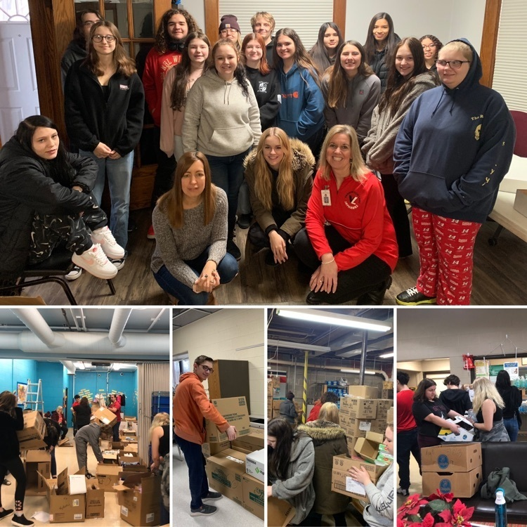 vandy_athletics's tweet photo. The entire high school participated in Outreach Day today. After a special pancake breakfast, we volunteered at ten local non-profit organizations to give back to our community. What a great day! https://t.co/9YJMW0Mx1y