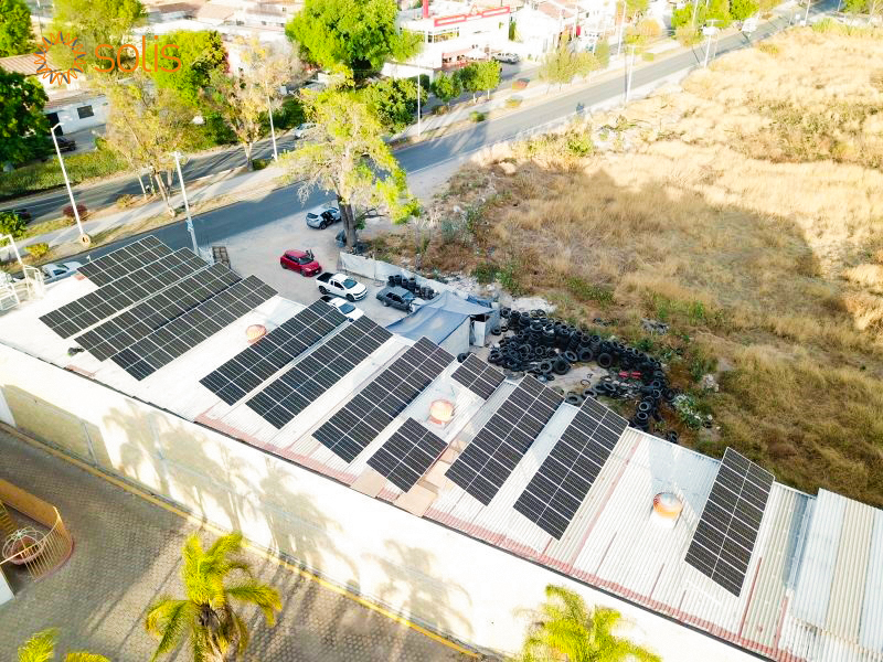 Solis_Inverters's tweet photo. #Soliscases in #Mexico How to optimize your business management? The industry invested in the solar system to achieve both costing-savings and energy transition by #Solis 1P10K-4G inverters which are small in size with high efficiency, over 98.1% Max. to meet the needs of ๐&๐. https://t.co/G4Jt52VmDn