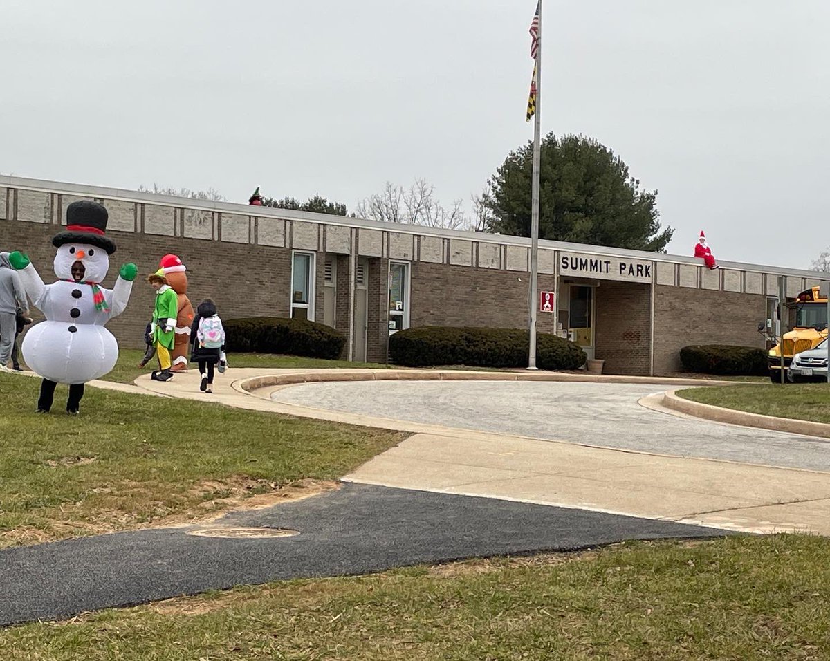 MrsJenPiet's tweet image. What a wonderful day it was @spes0310  You just never know who is going to show up! 🤣
