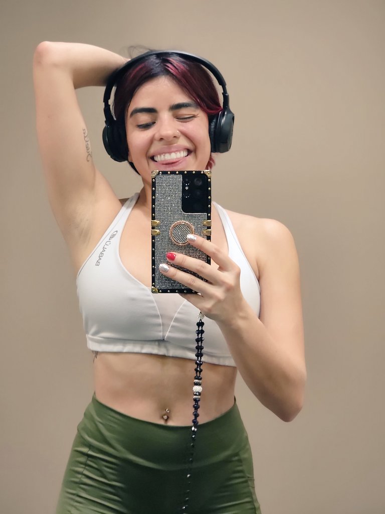UpaMarianto's tweet photo. I'm feeling fucking good https://t.co/9BQOUHRvJ4