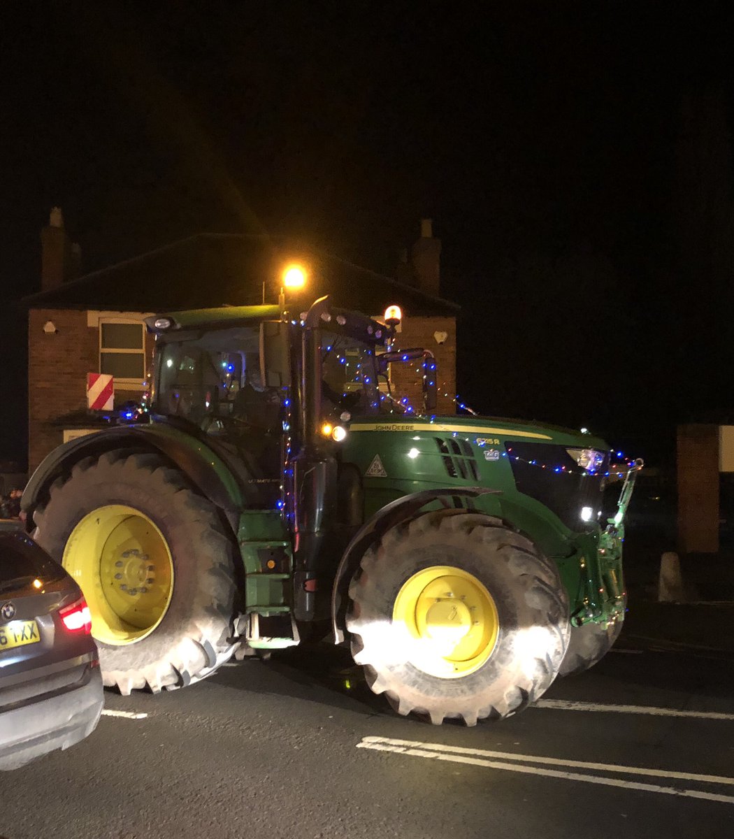 Chi Huynh 黃耀智 tweet media