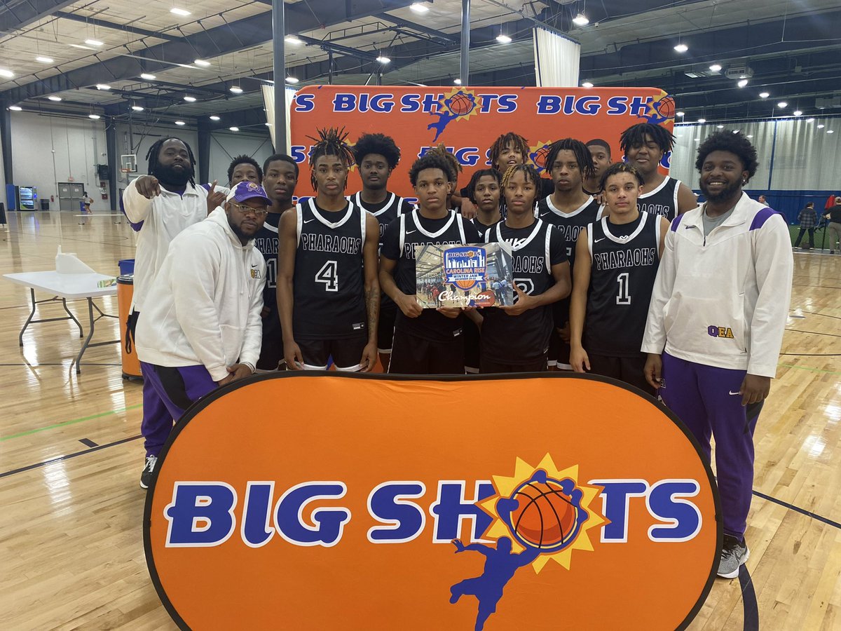 BIG SH🏀TS tweet media