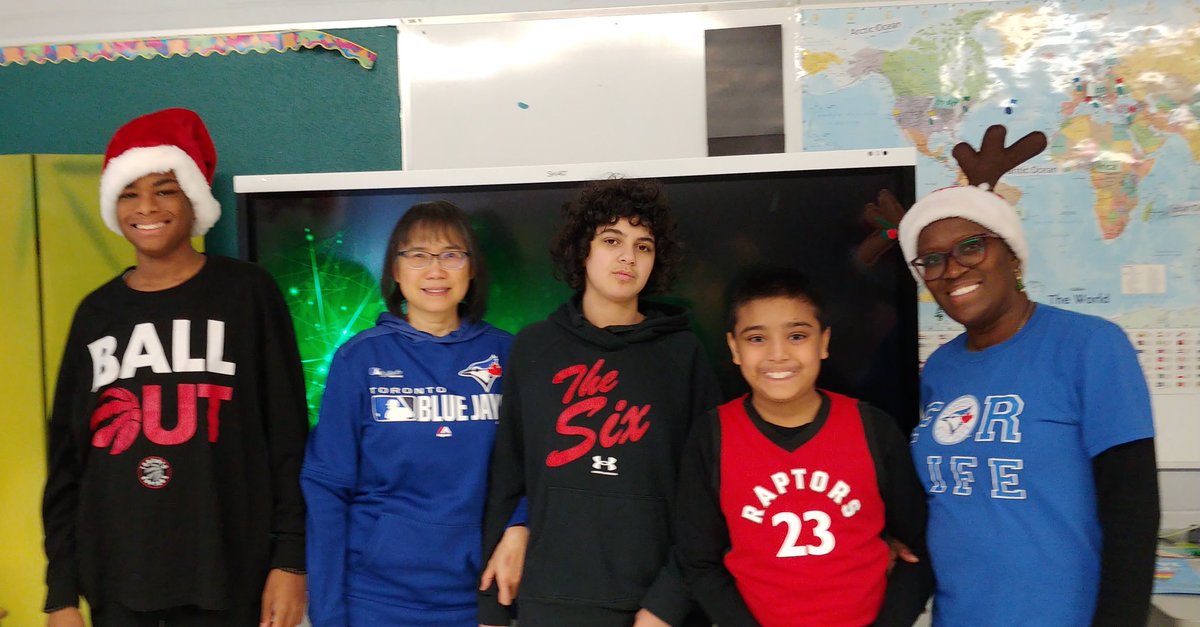 Our spirit week: cultural, red &amp; black TSMS, colour day, and jersey/sport day. 😊💚♥️◼️⚾🏀