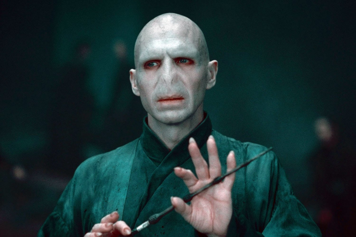 Happy birthday Ralph Fiennes 