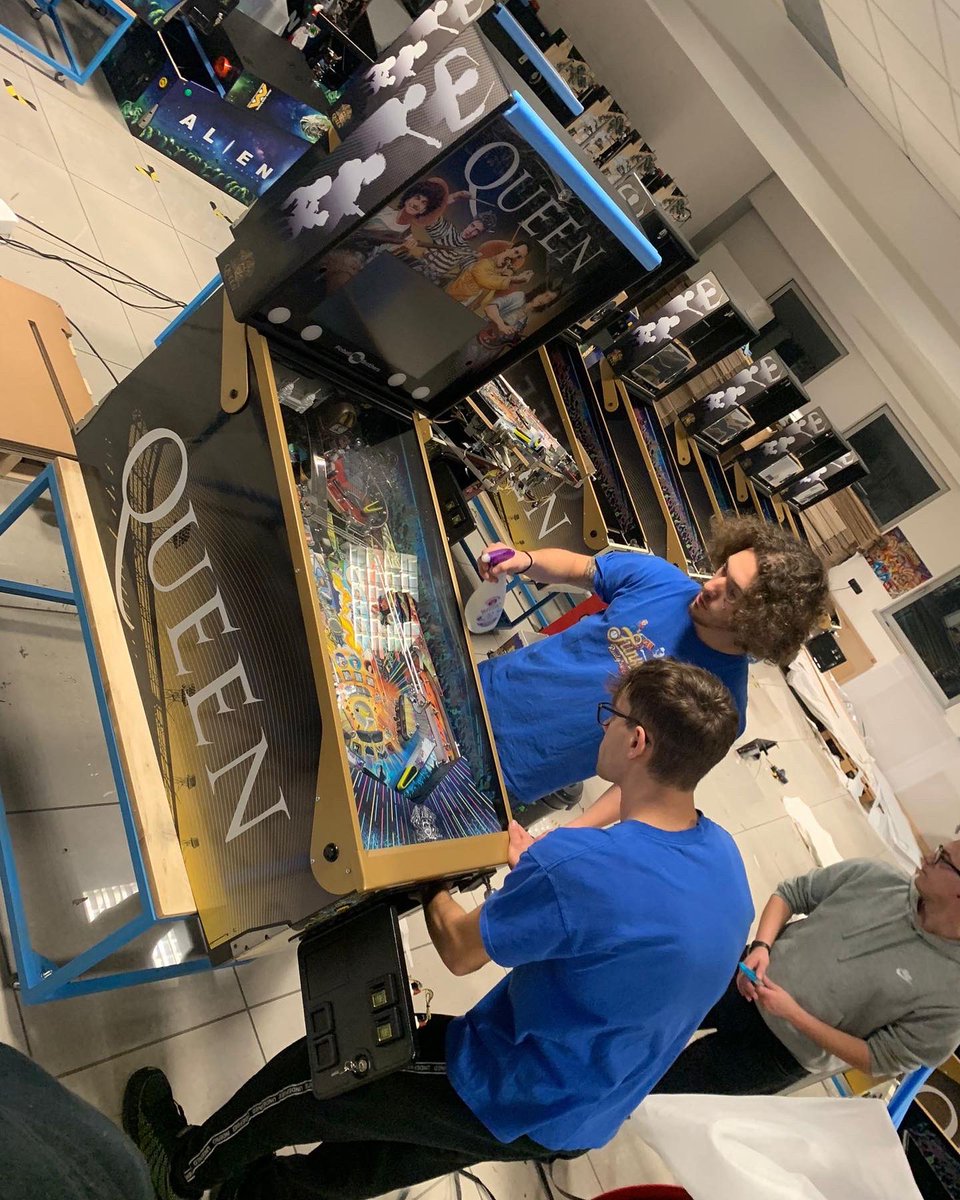 Happy to share with you some pix of the very first Queen pinballs being delivered by very busy elves just in time for Christmas. Lots of you are waiting for one – please be patient. We are working hard to have shipments out in January also. We wish you all happy holidays! 🎄🥳