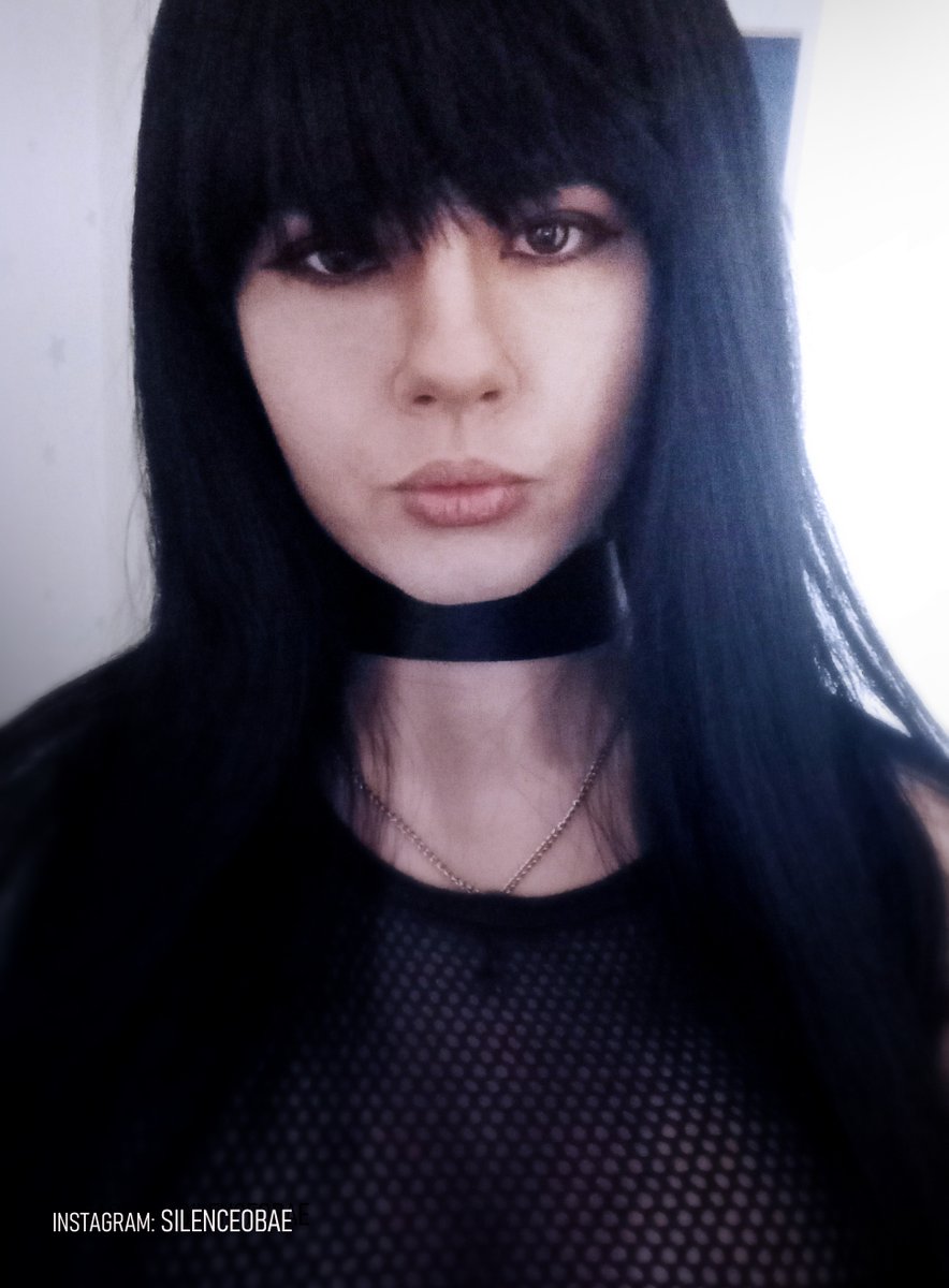 SilenceObae's tweet photo. Feeling frisky tonight! Retweet or follow (or both!) and I'll send you a NSFW picture if you want one 💋 

#goths #gothic #gothgirl #gothgirls #alternativegirls #alternativegirl #alternative  #blackhair #alt #makeup  #btgg #curves #curvy #curvygoth #kawaii #nsfw #beautifulgirls https://t.co/cMabSwMyJI