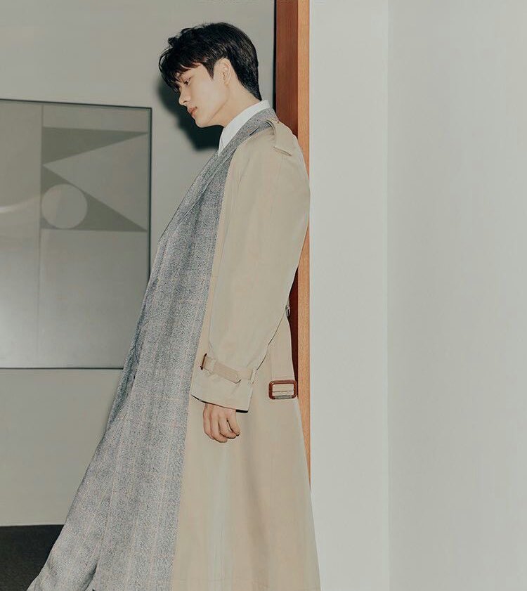 INSTAGRAM POST 
📲: 오늘 저녁은 엄마와 저녁을 먹습니다
        I'm having dinner with my mom tonight