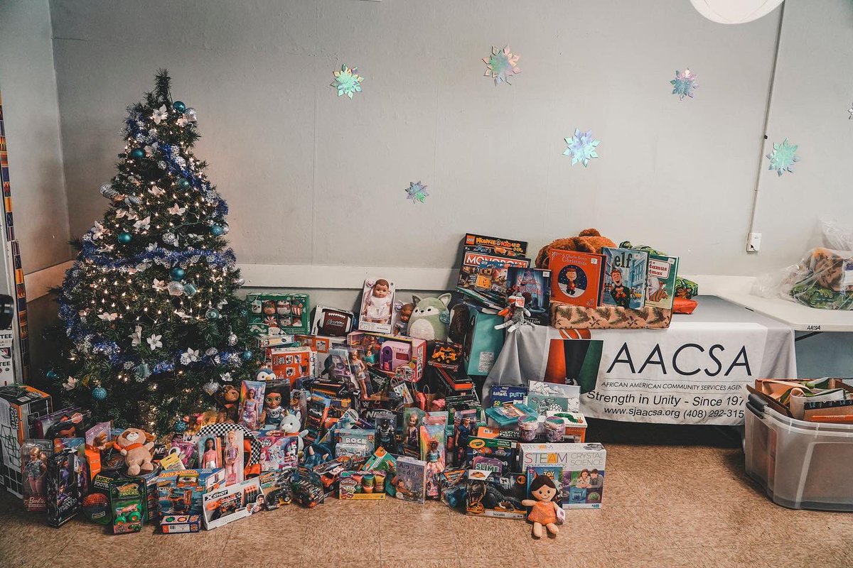 🎁 211 Toys Donated ‼️ benefiting the @SJAACSA 

Using our platform to elevate others is at the forefront of our program. 

Thank you to our student-athletes for helping lead the charge, increasing our collection by over 75%

We Are …
Creating A Championship Life #beyondsparta