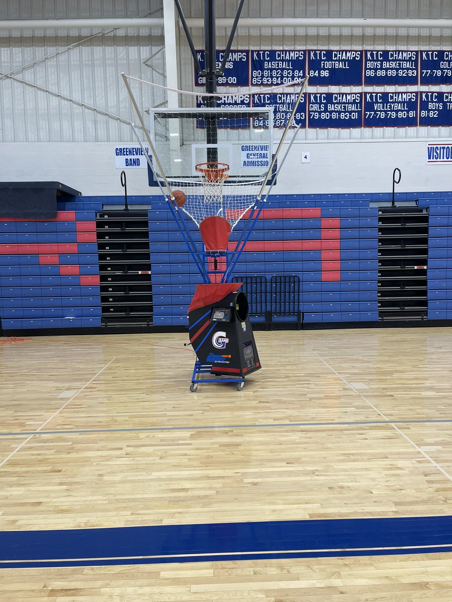 Christmas came early for the Boys and Girls basketball teams! Our new shooting gun would not have been possible without the hard work of our parents and their fundraising efforts and for the generosity of the Athletic Boosters! Thank you all for your dedication to our athletes!
