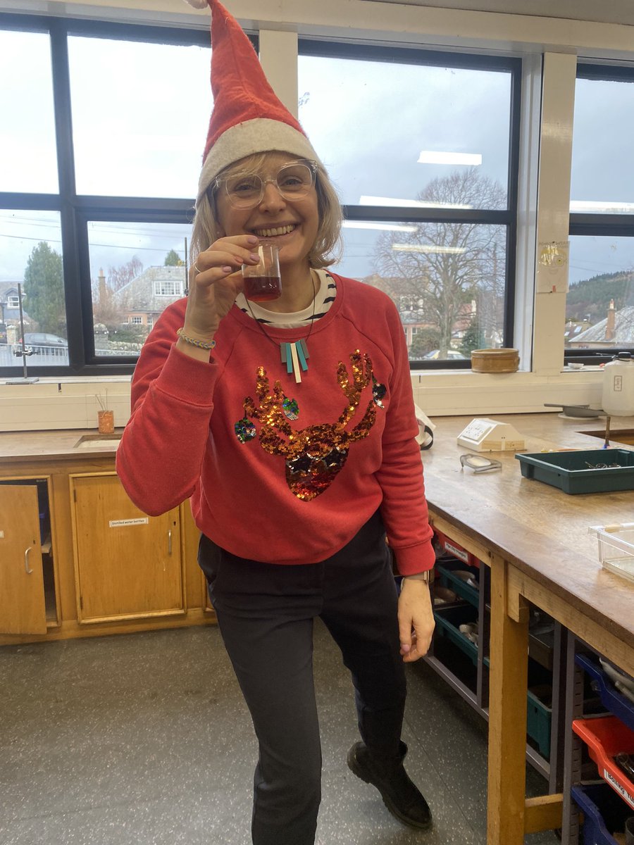 MrsJSciencePHS's tweet image. Roasting marshmallows on the Bunsens, boiling water for a cuppa with just an A4 sheet of paper, making Rudolph from molylods, finally the jollidays are here! @PHSparents @STEMatPHS @PeeblesHigh