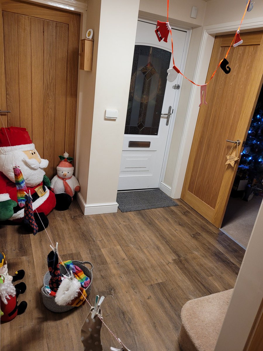 Victoria Atkinson. All views are my own. tweet media