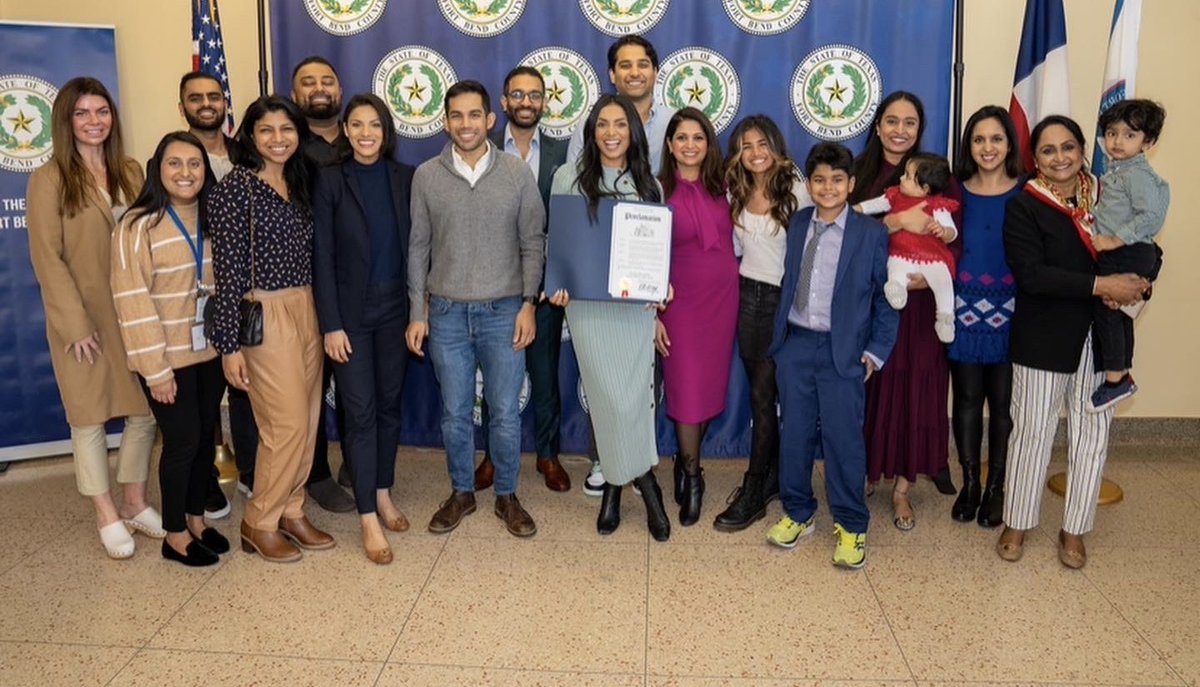 12.22 IS OFFICIALLY DEEPICA MUTYALA DAY IN MY HOMETOWN!! WTF!! 🤯