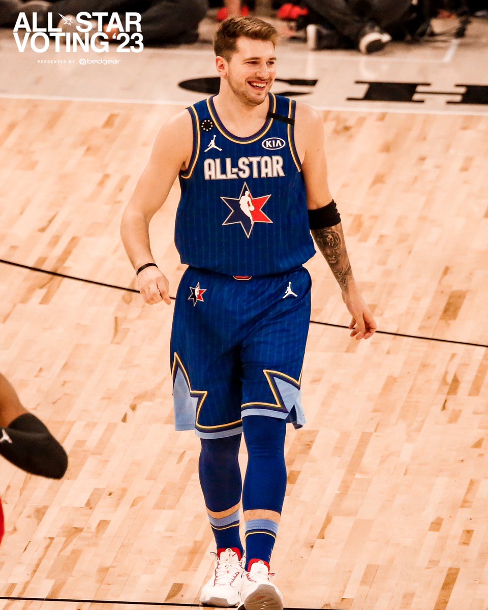 dallasmavs's tweet photo. Fourth time’s a charm. 
 
Vote for Luka ➡️ https://t.co/v2OE03FpfW

@BEDGEAR | #NBAAllStar #TBT https://t.co/R5dxBK5NdC