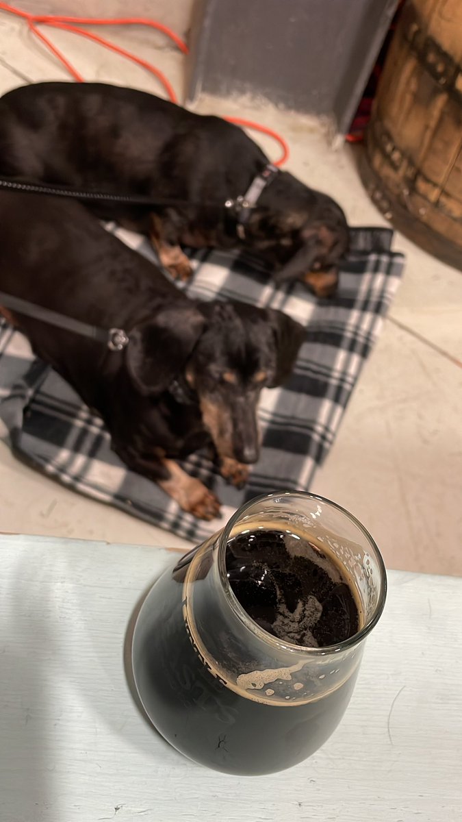 <a href="/LilBeastsBrewCo/">LittleBeastsBrewCo</a> first beer of the Christmas long weekend with some of my favourite beasts! Wait For It tropical stout is a perfect sipper for how I’m feeling right now &amp; the hospitality is top notch!