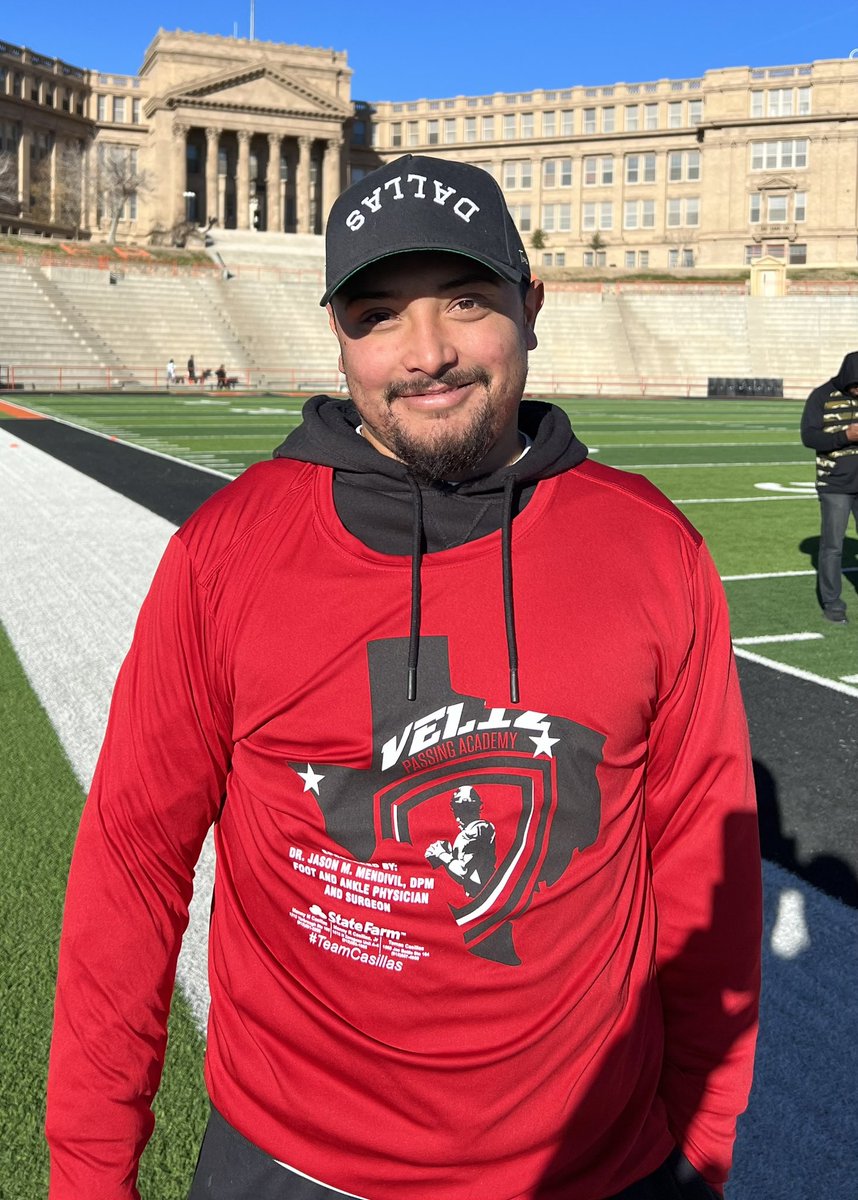 VelizAcademy's tweet photo. MEET THE VELIZ PASSING ACADEMY  COACHING STAFF:

@RichieR_3 - WR

Former All District/All City standout at @EastwoodHQ and former @UTEPFB player. Coach Rodriguez has been on our staff since the Summer of 2022. https://t.co/NaPxbiOn4n