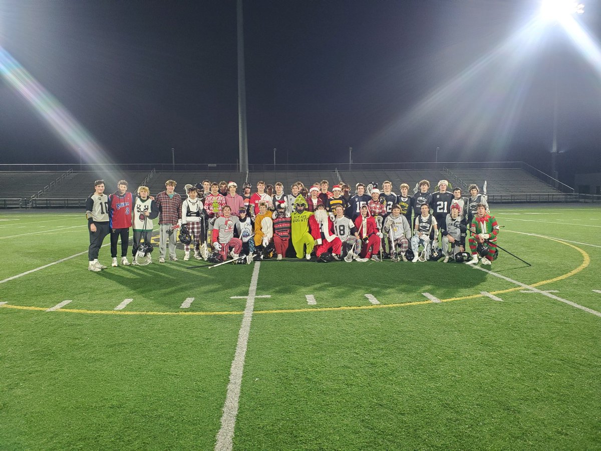 UAMensLacrosse's tweet photo. Finished exams and dressed up for lifting and open field https://t.co/sL34OFI2yy