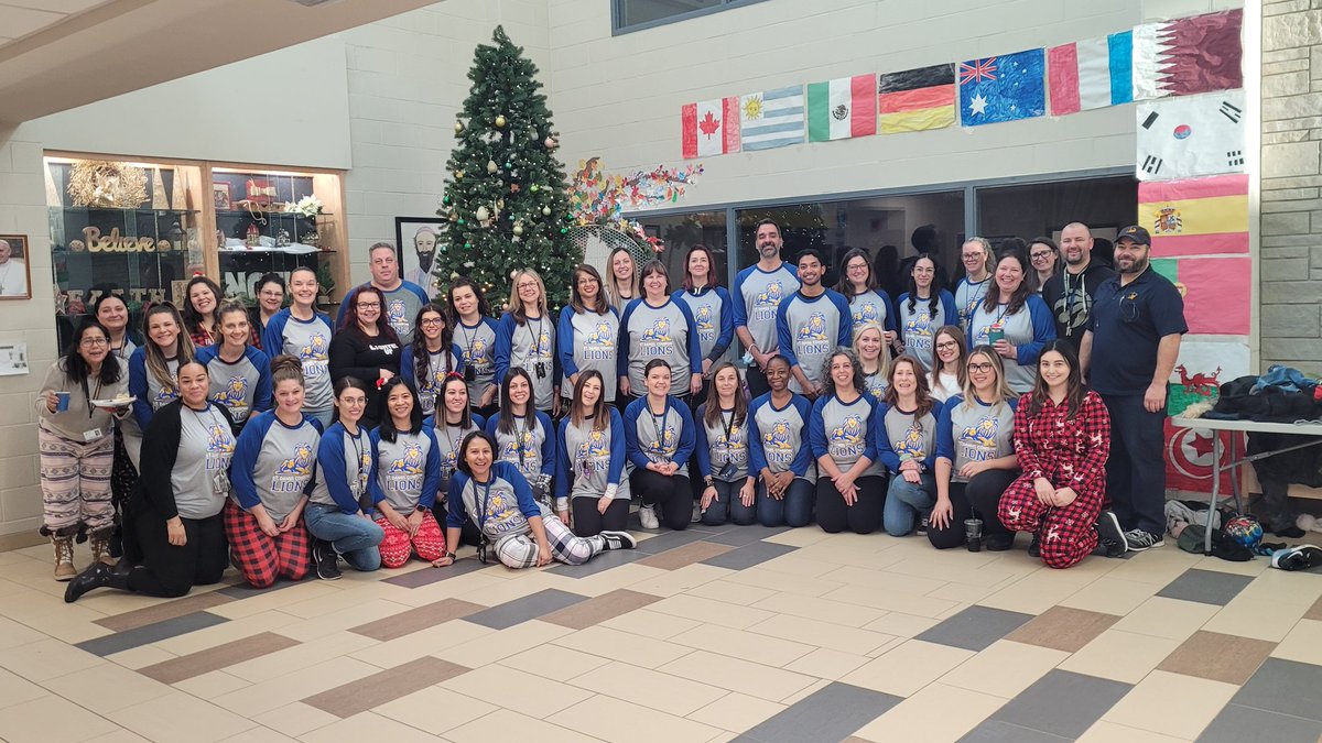 From the Comboni staff to all our students and families, a Merry Christmas!