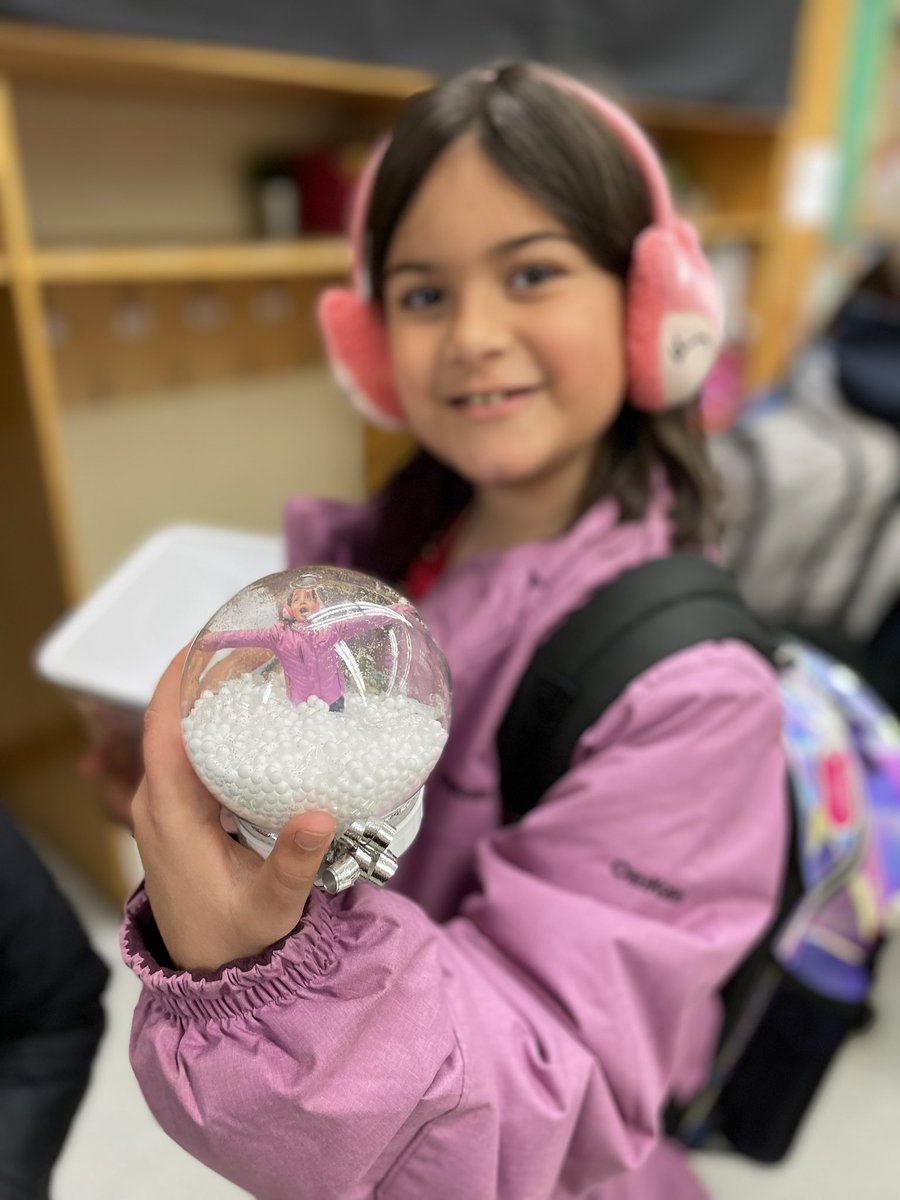 missmorrallees's tweet photo. Have “snow” much fun this Christmas break, Grade 2’s and 3’s! See you in the new year. ❄️⛄️ @StPaul_CES https://t.co/PKV48k7CXj