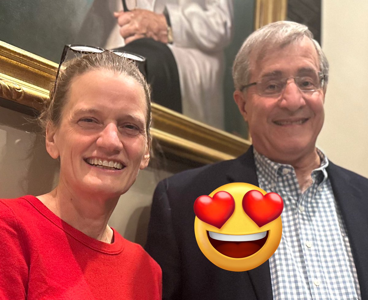 KaminskiMed's tweet photo. He recruited her to fellowship - now sheβs a professor and an endowed chair at @YaleMed training the next generation - Dr. Jack Elias and Dr. Erica Herzog #BestInResp #Mentorship
#CurePF
#GreatYaleTalks
#ThisIsYalePCCSM
From #BestFellows to #BestFaculty https://t.co/Dny9UnE3Br