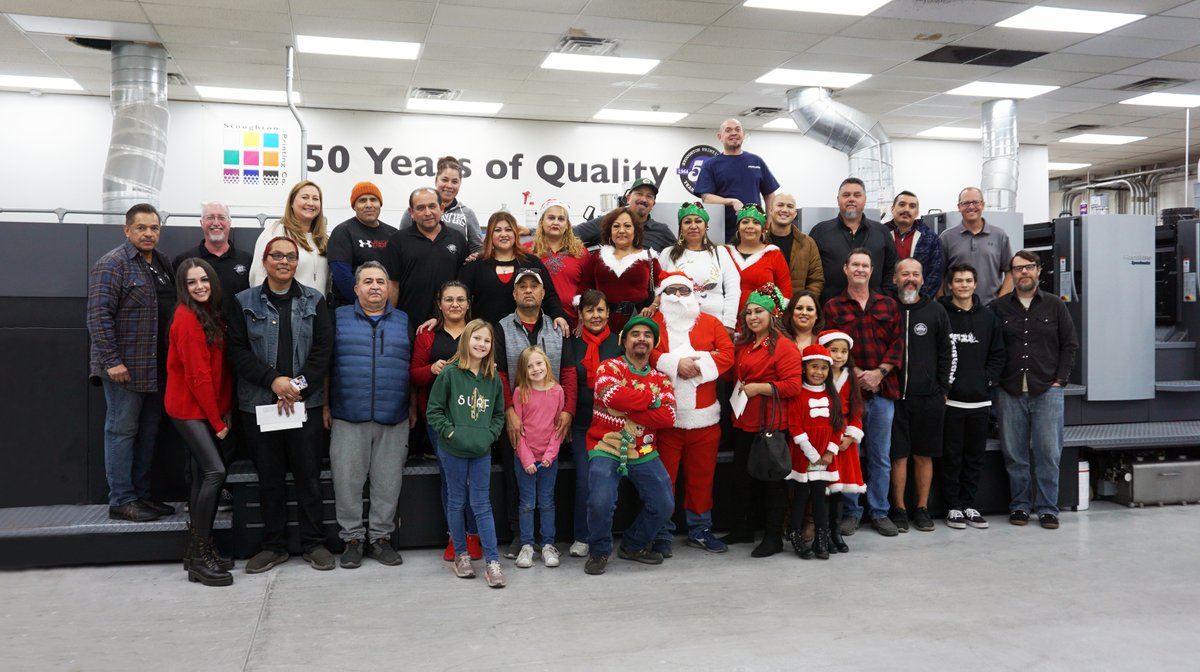Happy Holidays from the Stoughton Printing team!🎄