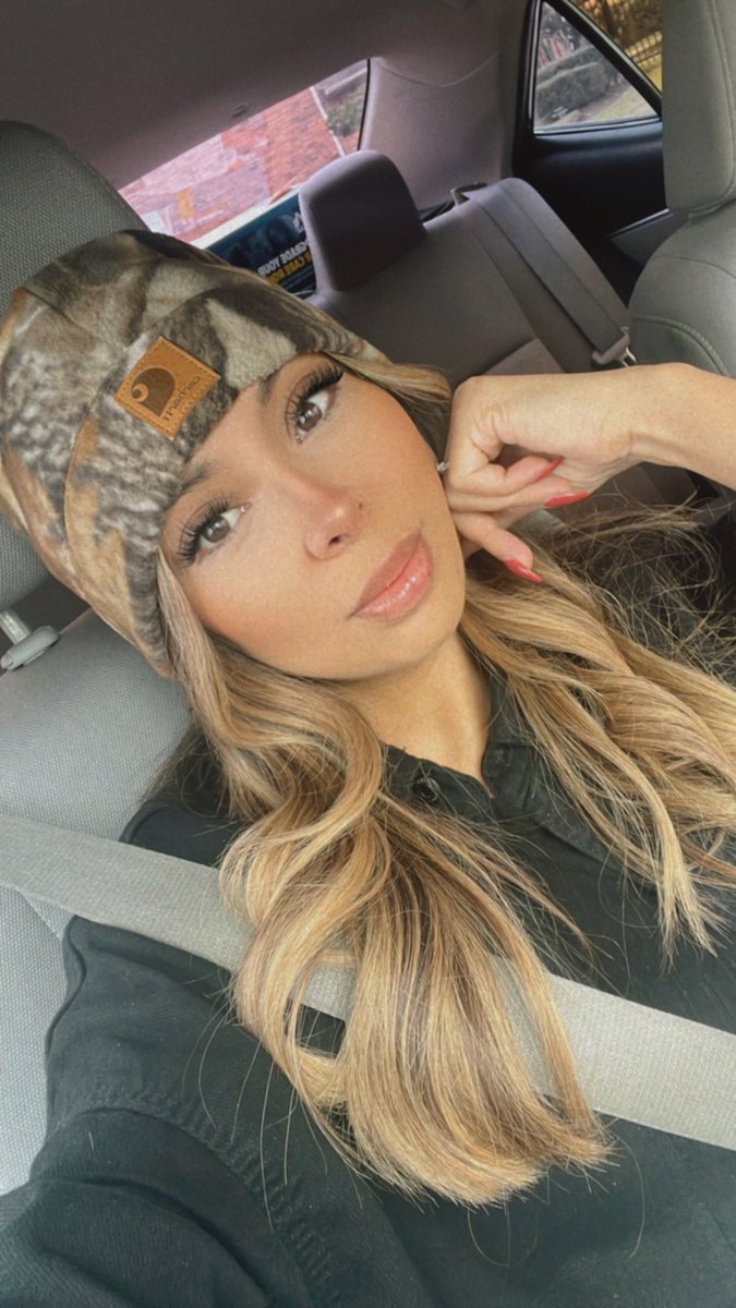 I hate the cold weather.